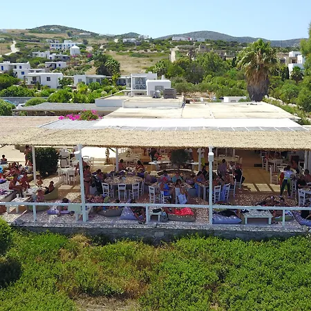 Ξενοδοχείο με διαμερίσματα Soros Antiparos 3*