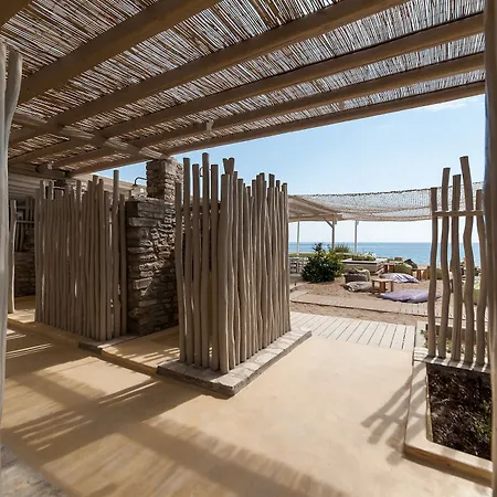 Ξενοδοχείο με διαμερίσματα Soros Antiparos 3*